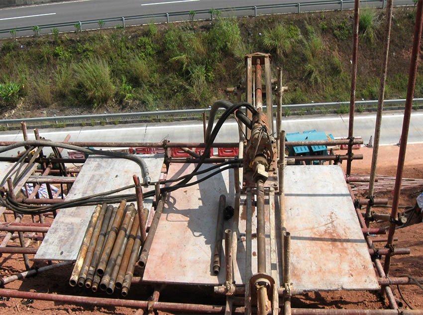 鹤峰地基好坏直接影响建筑稳定性，如何选择专业的地基注浆加固公司？ 